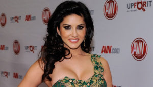 sunny leone looking hot